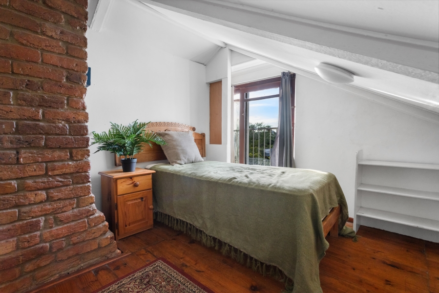 To Let 10 Bedroom Property for Rent in Observatory Western Cape
